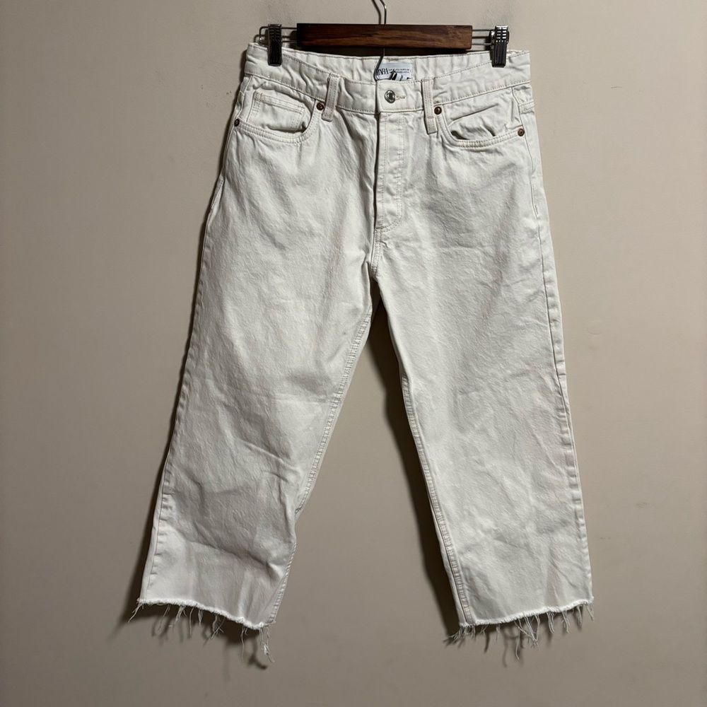 Zara The Grunge Pant Jeans White Loose Barrel Raw Hem White- Size 26 (4)